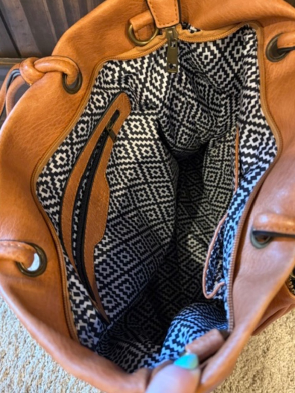 Ampere Shoulder Handbag - Picture 4 of 5